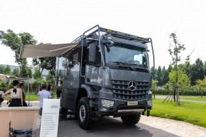 奔驰Arocs 2023E6 4X4越野房车